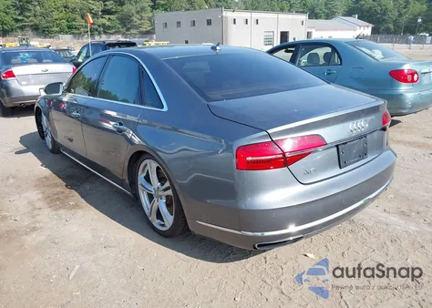 2015 Audi A8 3.0T из США, поврежденный, VIN WAUJGAFD0FN006762